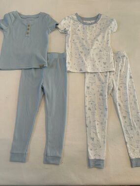 BearPaw Light Blue and White Kids Pajama Set - 2pc Ribbed & Printed